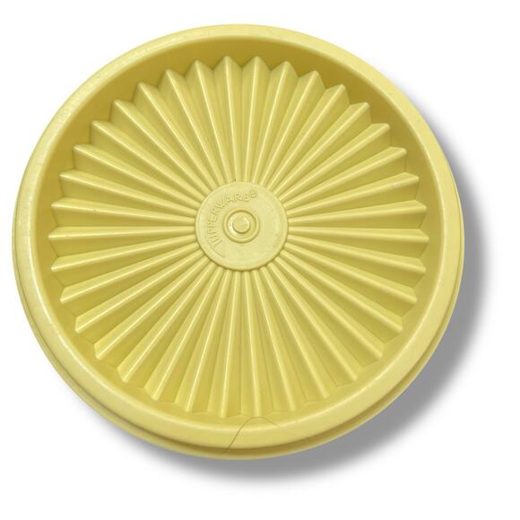 Tupperware 5" Replacement Lid 812 Pale Yellow Servalier Starburst Seal Vintage - Picture 2 of 6
